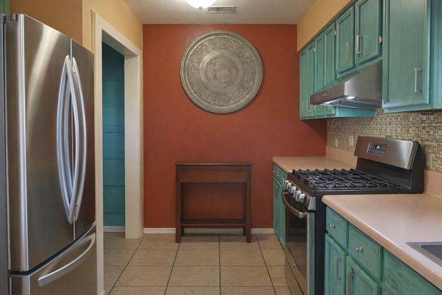 1780 Carin Court SE, Rio Rancho, NM 87124