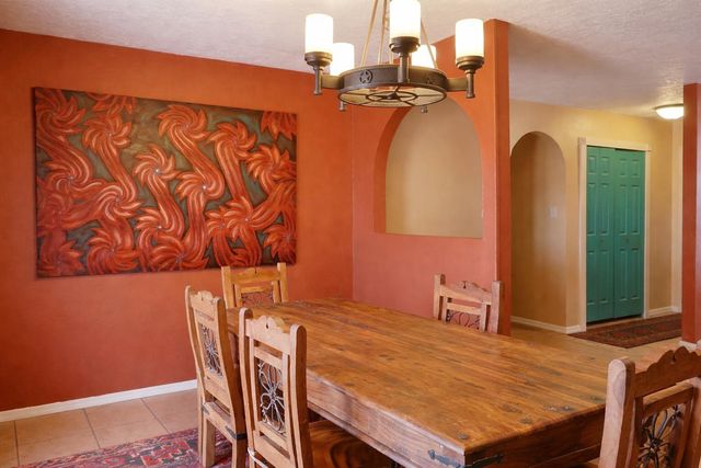 1780 Carin Court SE, Rio Rancho, NM 87124