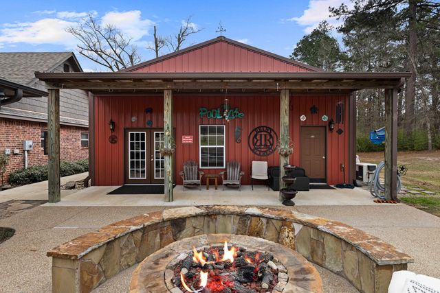 1701 County Road 1124, Kilgore, TX 75662