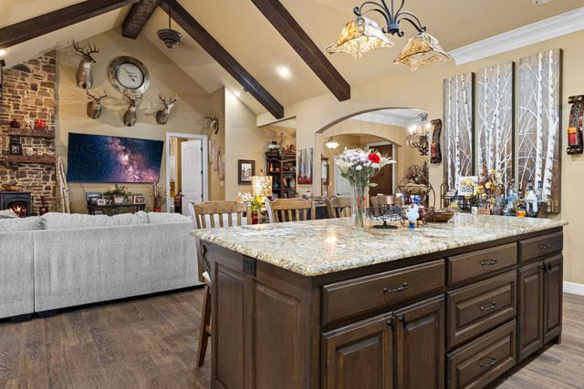 1701 County Road 1124, Kilgore, TX 75662