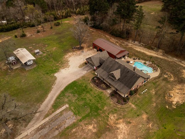 1701 County Road 1124, Kilgore, TX 75662