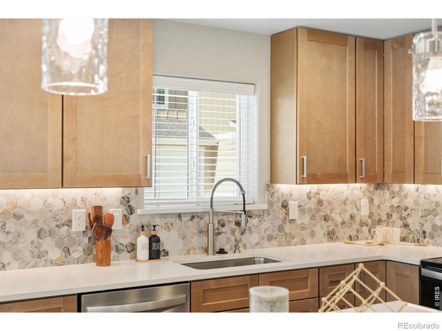 1333 E 4th Street 100, Loveland, CO 80537
