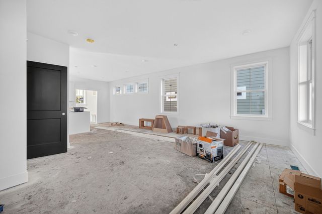 425 E Granger Avenue, Des Moines, IA 50315