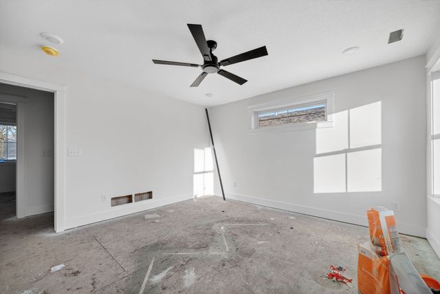 425 E Granger Avenue, Des Moines, IA 50315