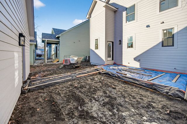 425 E Granger Avenue, Des Moines, IA 50315