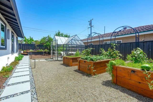 44802 Parkmeadow Drive, Fremont, CA 94539