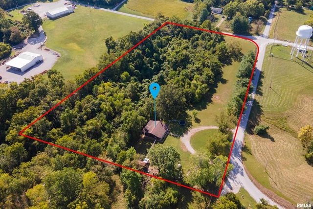 8384 Hickory Ridge Road, Murphysboro, IL 62966