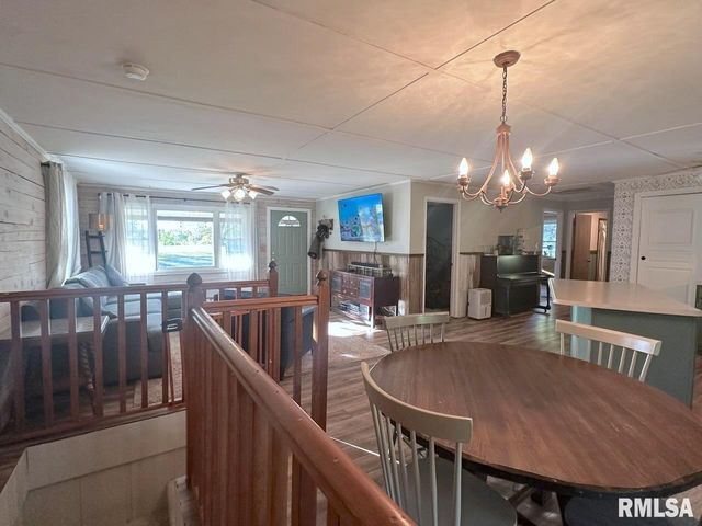 8384 Hickory Ridge Road, Murphysboro, IL 62966