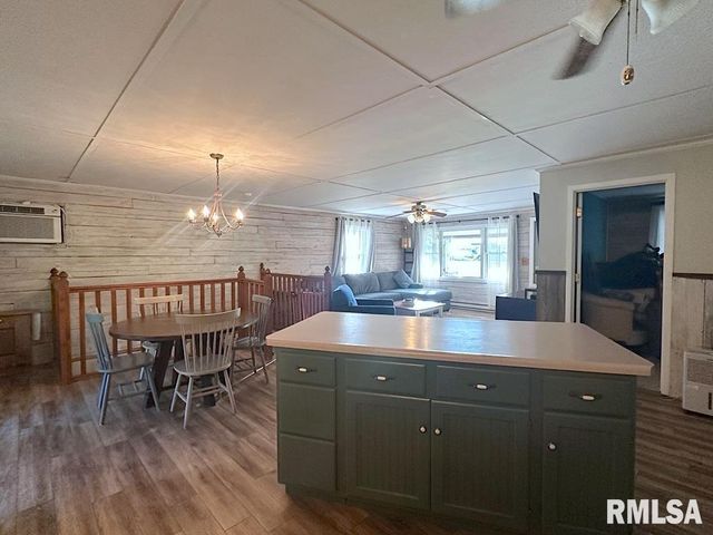 8384 Hickory Ridge Road, Murphysboro, IL 62966