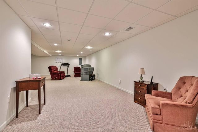 328 Lauryn Meadows Court, Fairfield, OH 45014