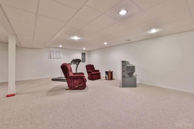 328 Lauryn Meadows Court, Fairfield, OH 45014