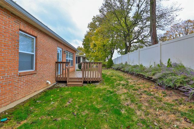 328 Lauryn Meadows Court, Fairfield, OH 45014