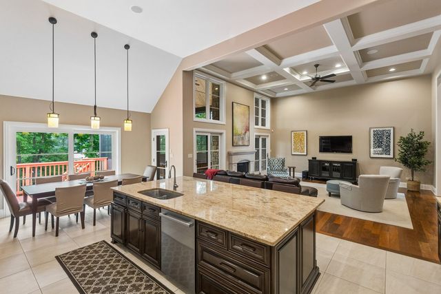 7817 W Emma Court, Orland Park, IL 60462