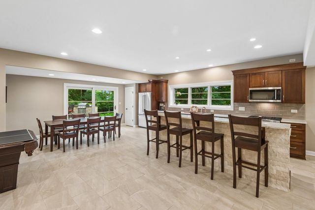 7817 W Emma Court, Orland Park, IL 60462