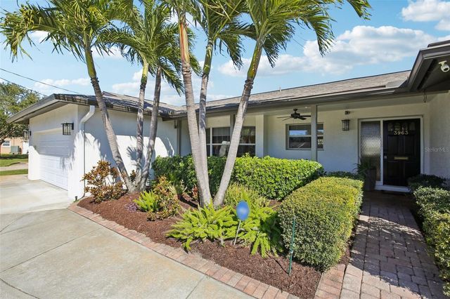 3963 14TH STREET NE, St Petersburg, FL 33703