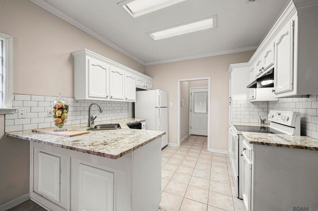 13344 Natchez Ct, Baton Rouge, LA 70810