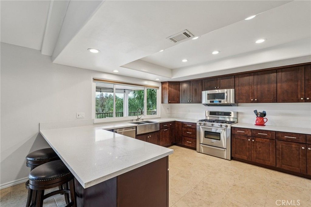 Image 5 of property listing at 30900 Early Round Drive, Canyon Lake, CA 92587