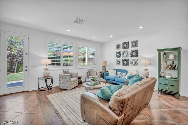 11464 Diveley Avenue, Las Vegas, NV 89138