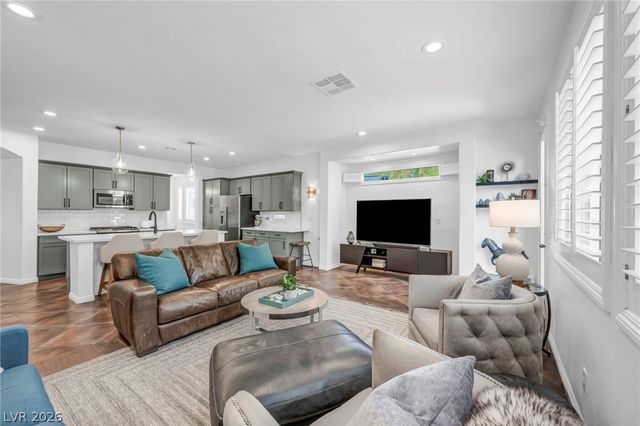 11464 Diveley Avenue, Las Vegas, NV 89138
