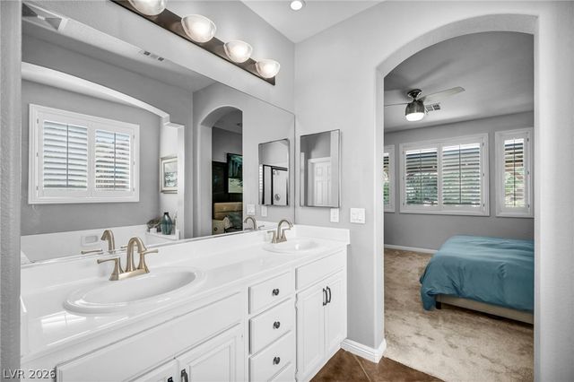 11464 Diveley Avenue, Las Vegas, NV 89138