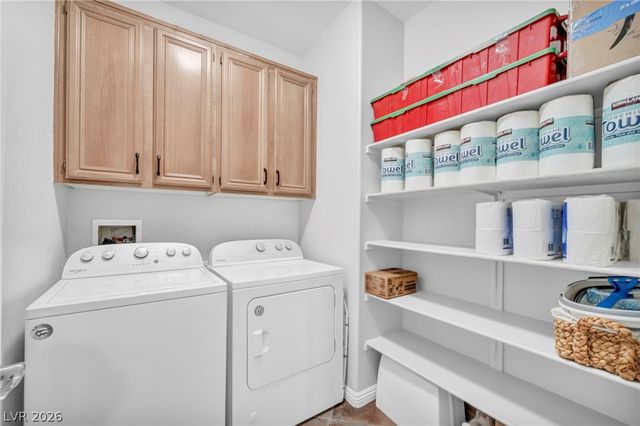 11464 Diveley Avenue, Las Vegas, NV 89138