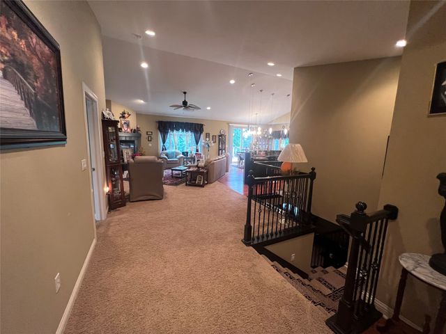 125 61st Street, West Des Moines, IA 50266