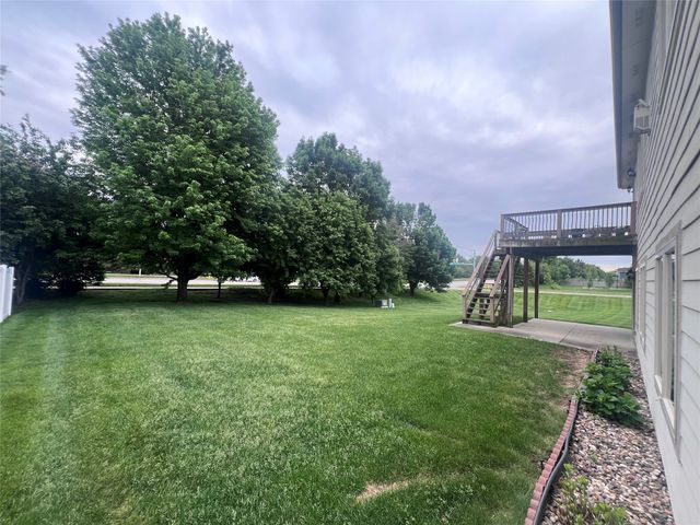 125 61st Street, West Des Moines, IA 50266