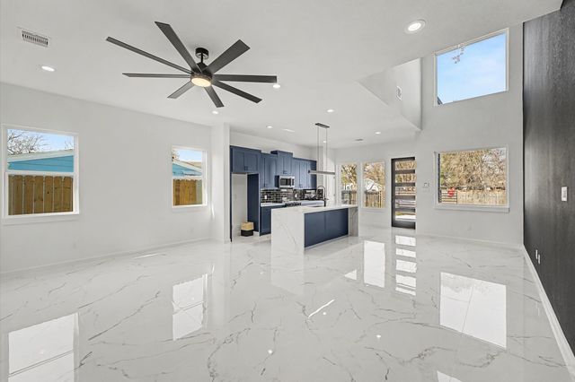 5034 Pershing Street B, Houston, TX 77033