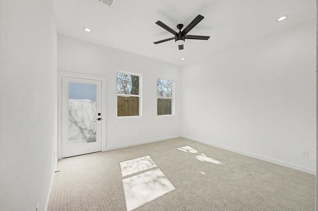 5034 Pershing Street B, Houston, TX 77033