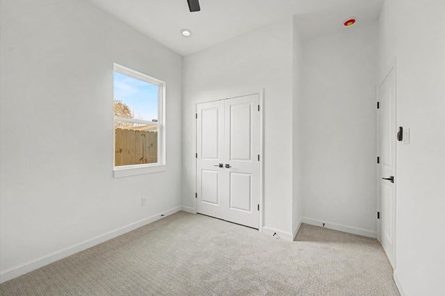 5034 Pershing Street B, Houston, TX 77033