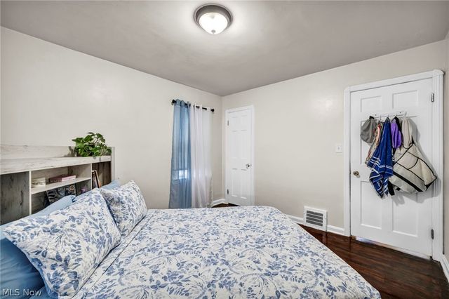 9410 Beech Avenue, Brooklyn, OH 44144