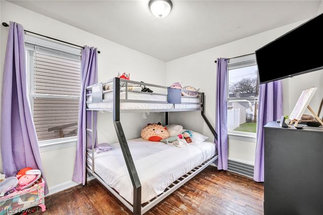 9410 Beech Avenue, Brooklyn, OH 44144