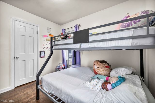 9410 Beech Avenue, Brooklyn, OH 44144