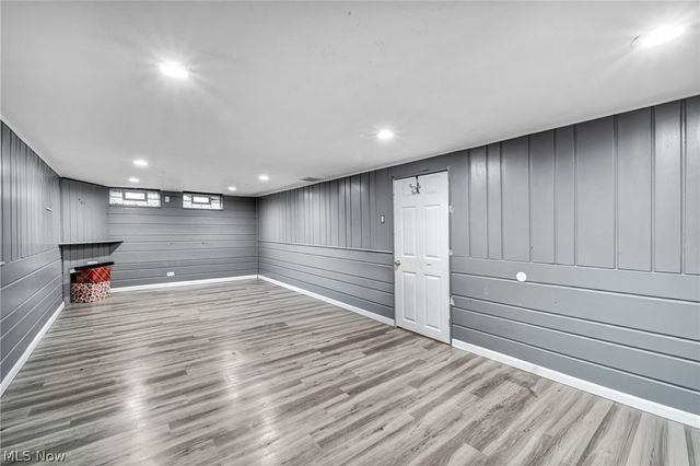 9410 Beech Avenue, Brooklyn, OH 44144