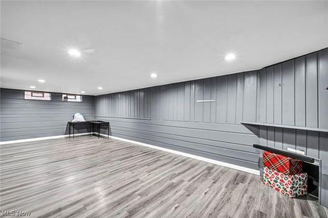 9410 Beech Avenue, Brooklyn, OH 44144