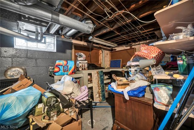 9410 Beech Avenue, Brooklyn, OH 44144