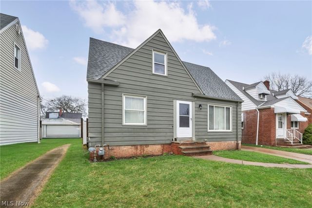 9410 Beech Avenue, Brooklyn, OH 44144