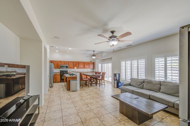 5521 W Pecan Road, Laveen, AZ 85339