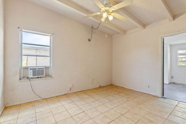 925 Hazel Dr, Corpus Christi, TX 78412