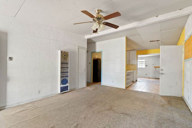 925 Hazel Dr, Corpus Christi, TX 78412