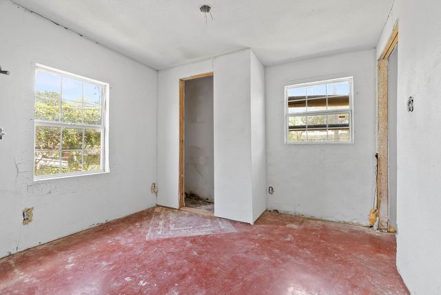 925 Hazel Dr, Corpus Christi, TX 78412