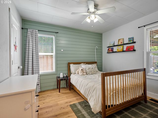 645 Nw 5TH Ave, Canby, OR 97013