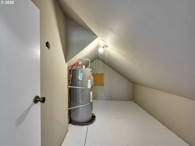 645 Nw 5TH Ave, Canby, OR 97013