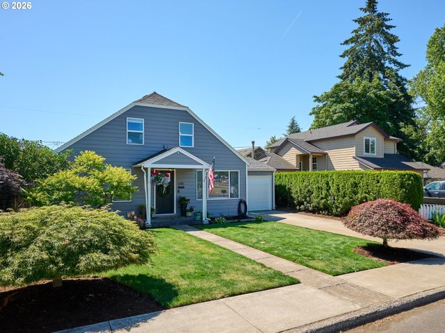 645 Nw 5TH Ave, Canby, OR 97013