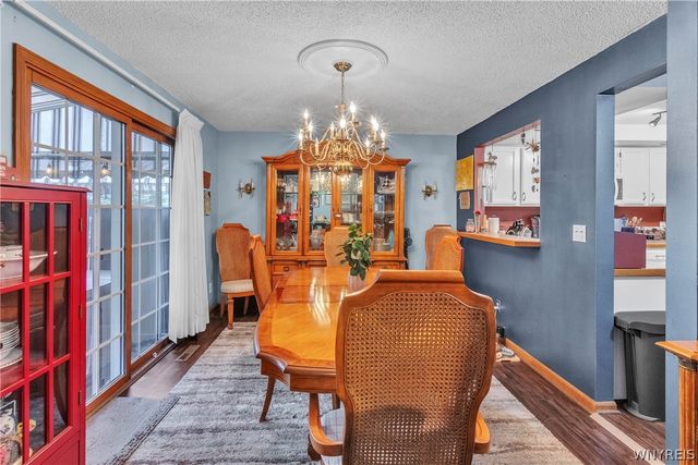 16 North Hill Drive, West Seneca, NY 14224
