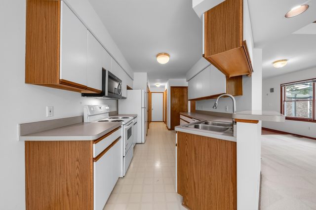 2445 Mulberry Court, Ann Arbor, MI 48104