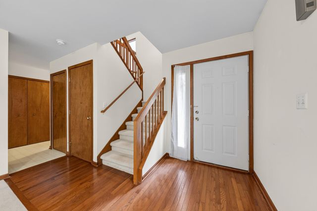 2445 Mulberry Court, Ann Arbor, MI 48104
