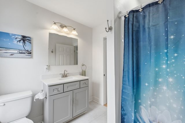 7 Cherry Street, Southborough, MA 01745