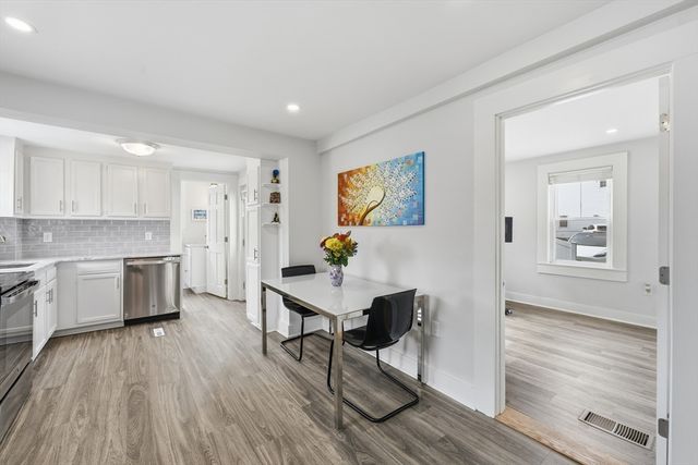 7 Cherry Street, Southborough, MA 01745