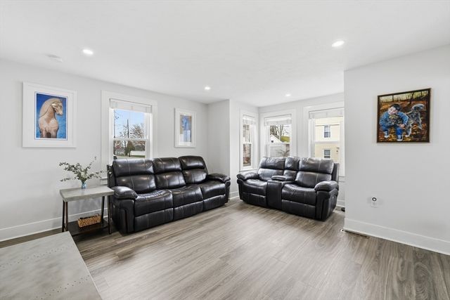 7 Cherry Street, Southborough, MA 01745